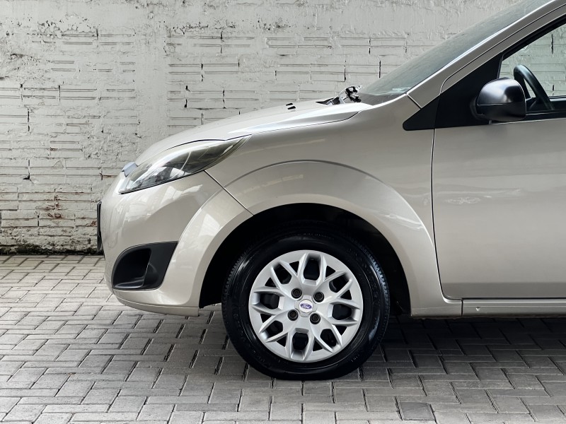 FIESTA 1.0 MPI CLASS 8V FLEX 4P MANUAL - 2011 - BENTO GONçALVES