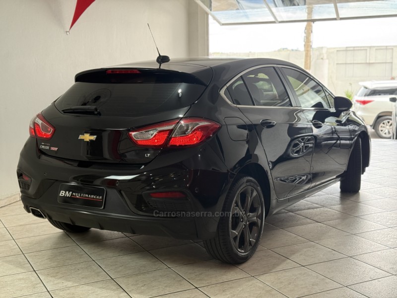 CRUZE 1.4 TURBO LT SPORT6 16V FLEX 4P AUTOMÁTICO - 2017 - GUAPORé