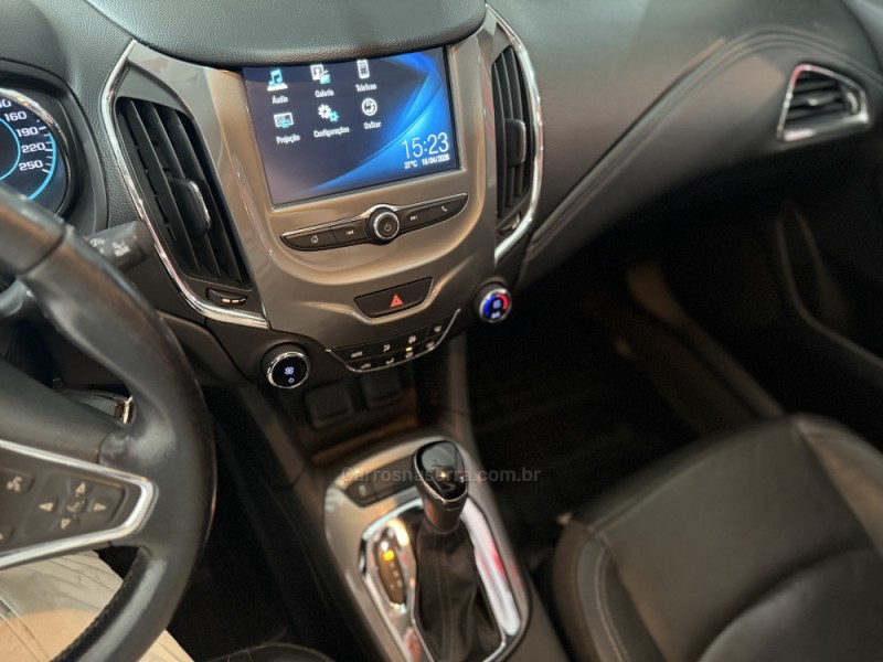 CRUZE 1.4 TURBO LT SPORT6 16V FLEX 4P AUTOMÁTICO - 2017 - GUAPORé