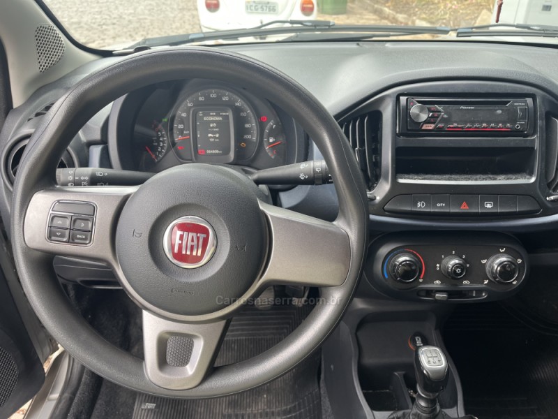 UNO 1.0 EVO ATTRACTIVE 8V FLEX 4P MANUAL - 2017 - VERANóPOLIS