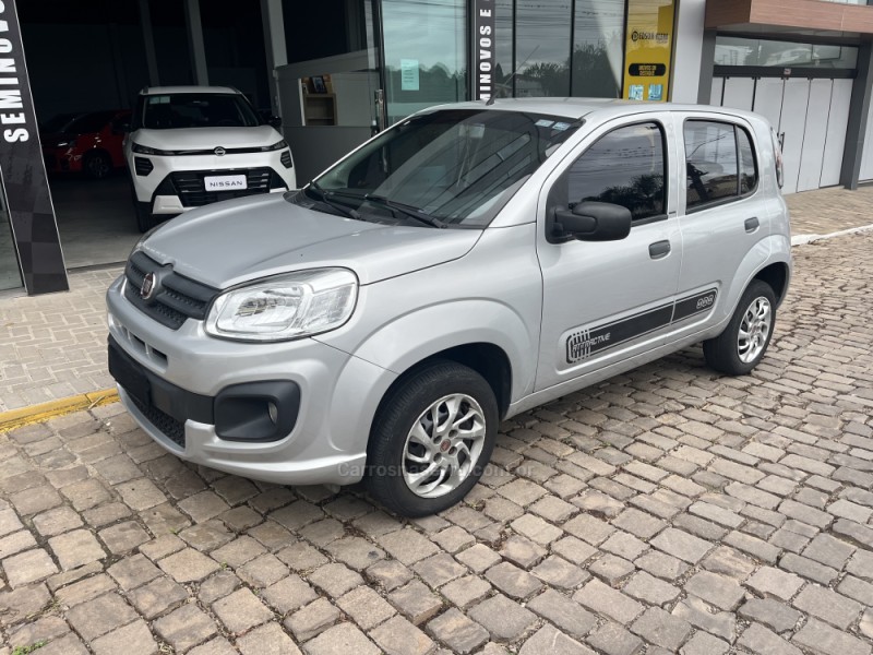 UNO 1.0 EVO ATTRACTIVE 8V FLEX 4P MANUAL - 2017 - VERANóPOLIS