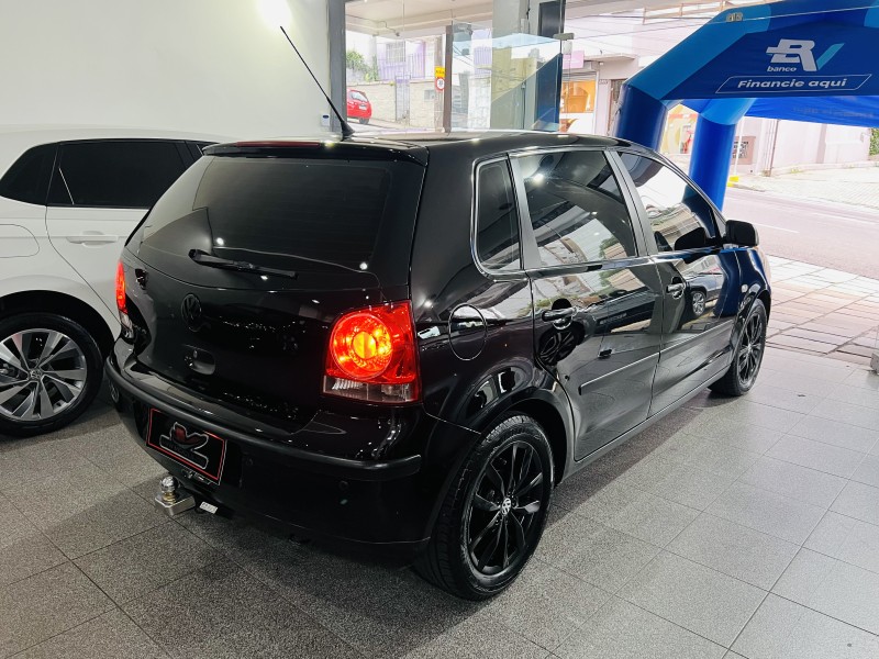 POLO 1.6 MI 8V TOTAL FLEX 4P MANUAL - 2007 - CAXIAS DO SUL