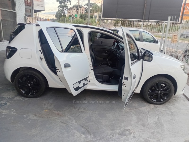 SANDERO 1.0 AUTHENTIQUE 12V FLEX 4P MANUAL - 2017 - CAXIAS DO SUL