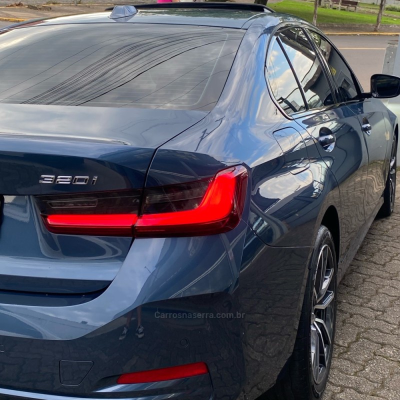 320I 2.0 SPORT GP 16V TURBO ACTIVE FLEX 4P AUTOMÁTICO - 2025 - MONTENEGRO