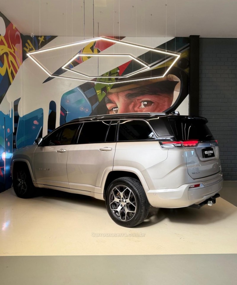 COMMANDER 2.0 OVERLAND TD380 4X4 TURBO DIESEL 4P AUTOMÁTICO - 2022 - NOVO HAMBURGO