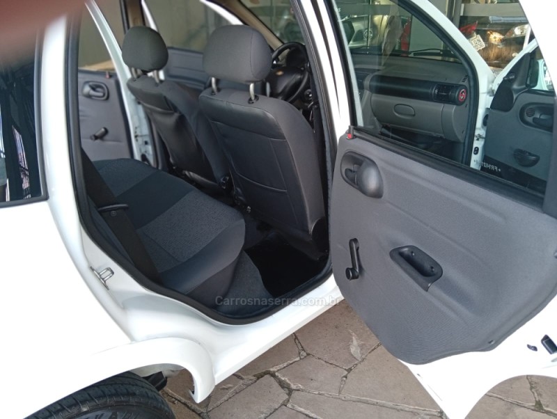 CLASSIC 1.0 MPFI LS 8V FLEX 4P MANUAL - 2015 - CANOAS