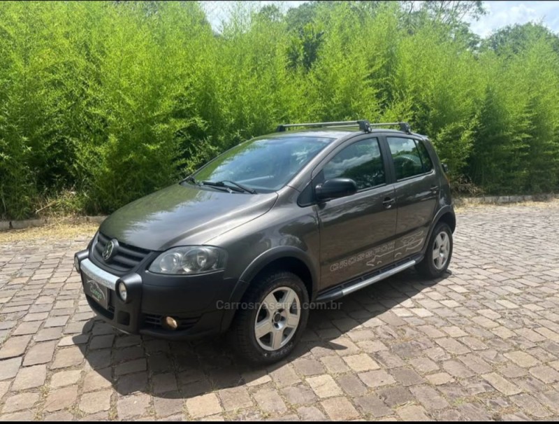 crossfox 1.6 mi flex 8v 4p manual 2010 nova prata