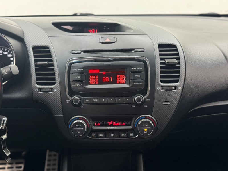 CERATO 1.6 16V SX4 FLEX 4P AUTOMÁTICO - 2017 - CARLOS BARBOSA