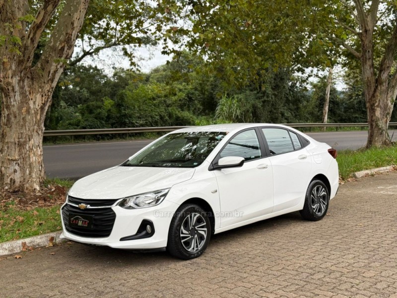 ONIX 1.0 LT PLUS 12V TURBO 4P FLEX MANUAL - 2024 - DOIS IRMãOS