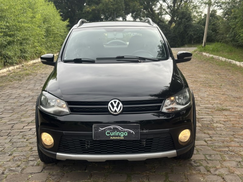 CROSSFOX 1.6 MI FLEX 8V 4P MANUAL - 2011 - NOVA PRATA