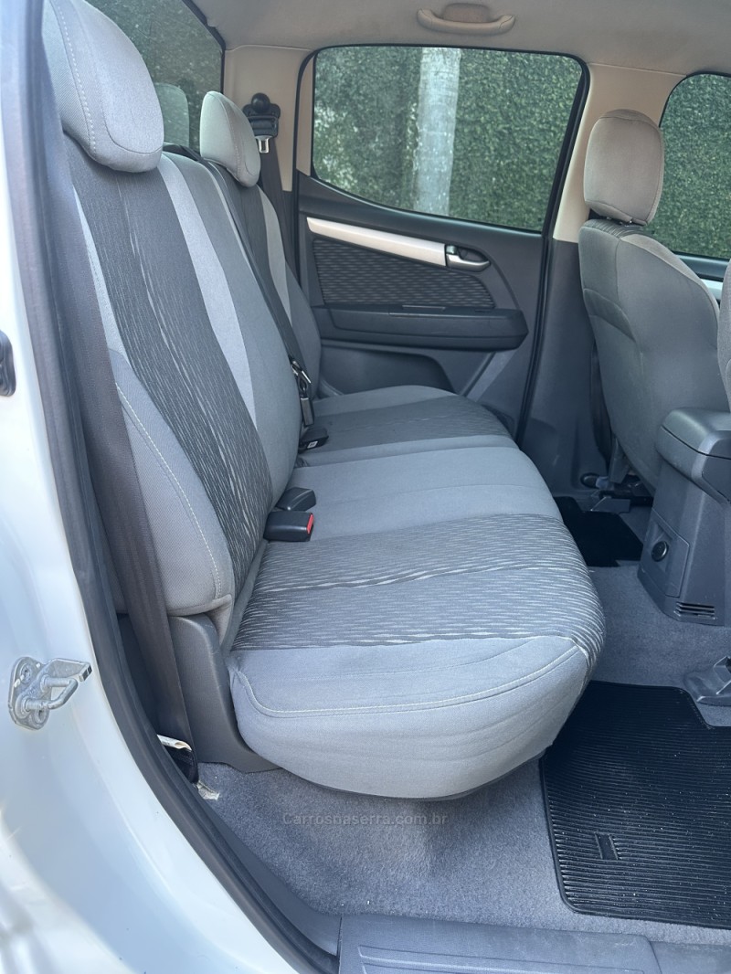 S10 2.4 LT 4X2 CD 8V FLEX 4P MANUAL - 2014 - CAXIAS DO SUL