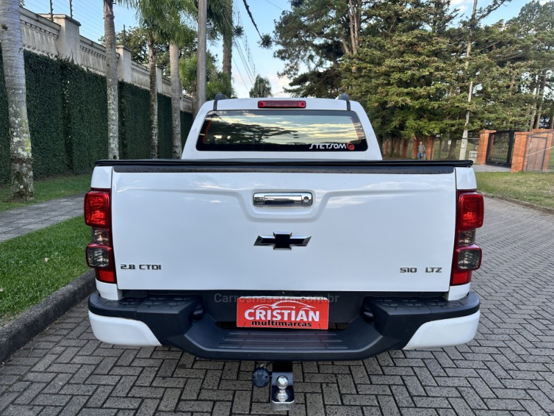 S10 2.4 LT 4X2 CD 8V FLEX 4P MANUAL - 2014 - CAXIAS DO SUL