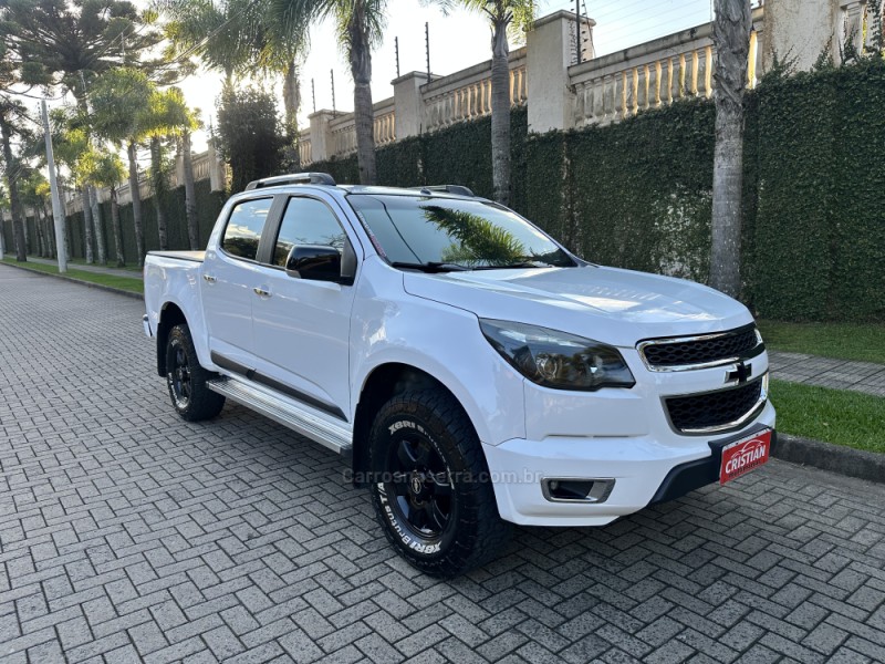 S10 2.4 LT 4X2 CD 8V FLEX 4P MANUAL - 2014 - CAXIAS DO SUL
