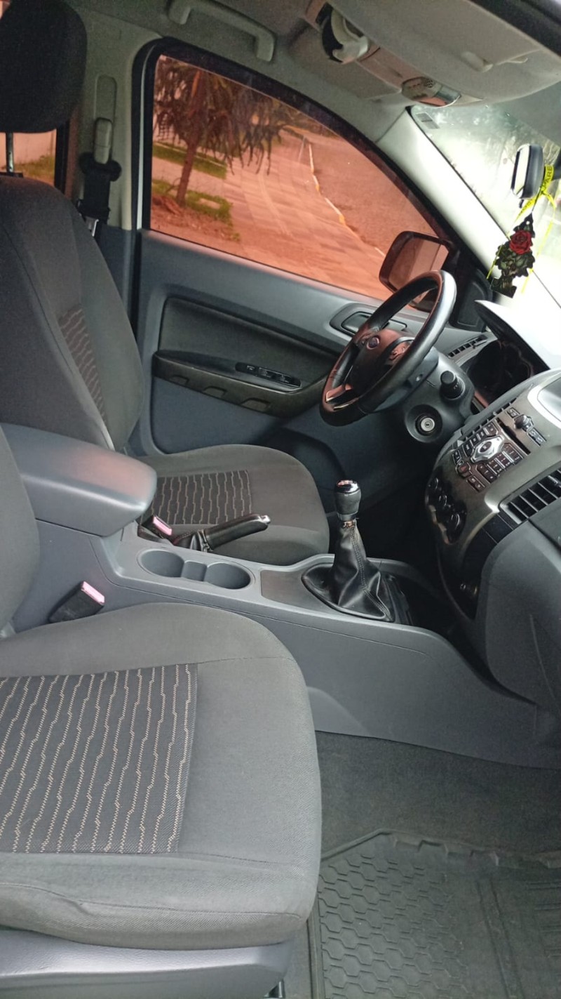 RANGER 2.5 XLS 4X2 CD 16V FLEX 4P MANUAL - 2015 - FARROUPILHA