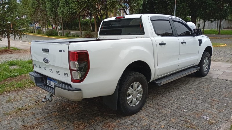 RANGER 2.5 XLS 4X2 CD 16V FLEX 4P MANUAL - 2015 - FARROUPILHA