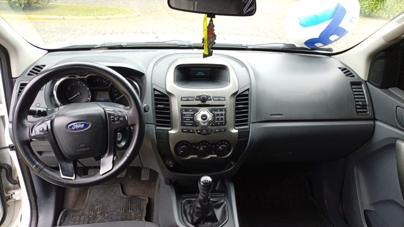 RANGER 2.5 XLS 4X2 CD 16V FLEX 4P MANUAL - 2015 - FARROUPILHA