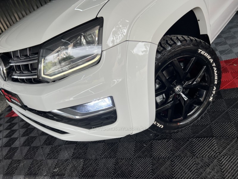 AMAROK 3.0 V6 TDI HIGHLINE CD DIESEL 4MOTION AUTOMÁTICO - 2019 - CAXIAS DO SUL