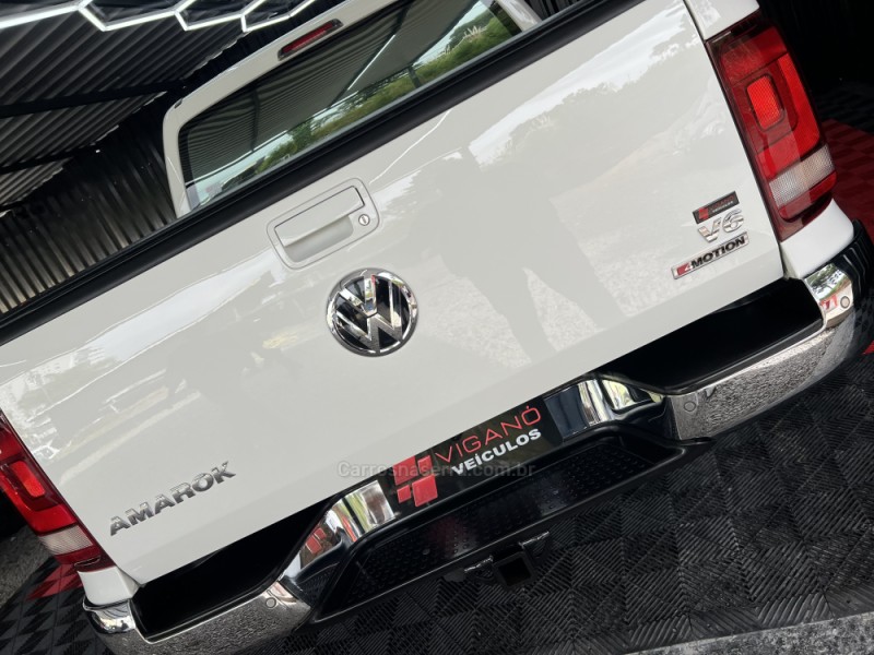 AMAROK 3.0 V6 TDI HIGHLINE CD DIESEL 4MOTION AUTOMÁTICO - 2019 - CAXIAS DO SUL