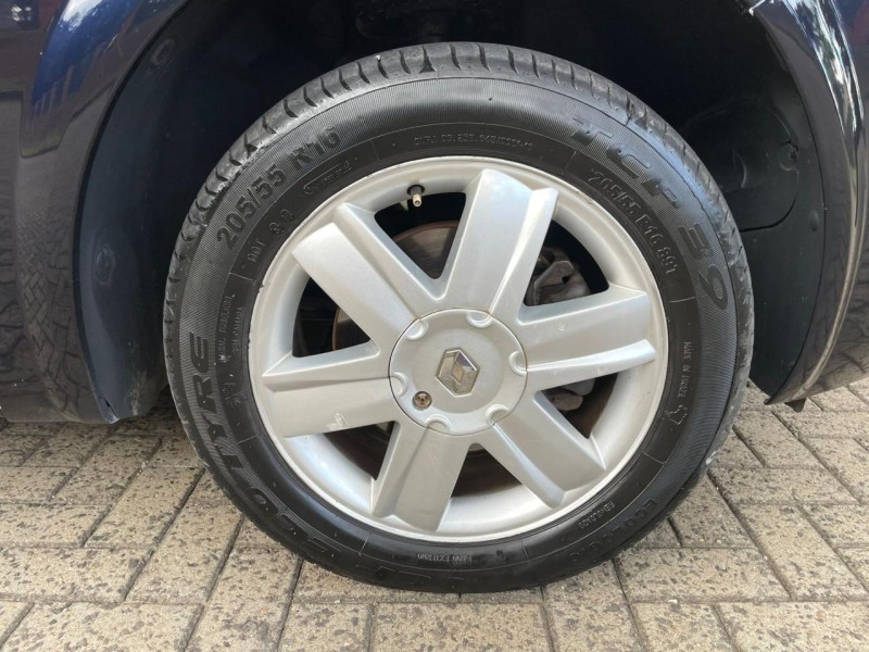 MÉGANE 1.6 DYNAMIQUE 16V FLEX 4P MANUAL - 2009 - CAXIAS DO SUL