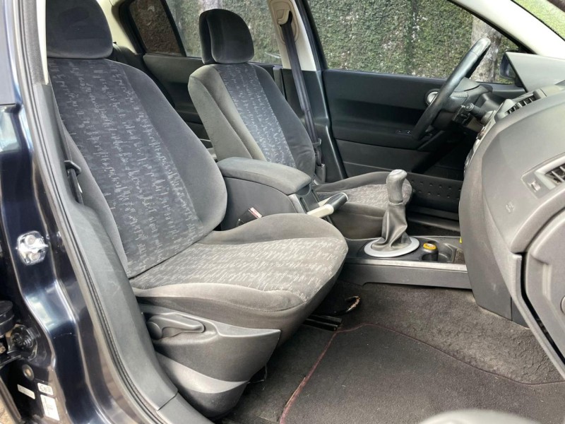 MÉGANE 1.6 DYNAMIQUE 16V FLEX 4P MANUAL - 2009 - CAXIAS DO SUL