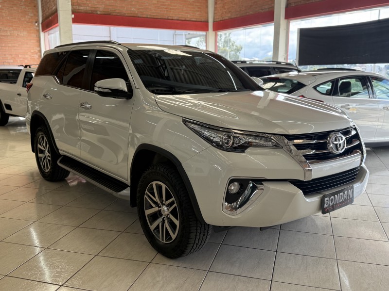 HILUX SW4 2.8 SRX 4X4 16V TURBO INTERCOOLER DIESEL 4P AUTOMÁTICO - 2017 - FARROUPILHA