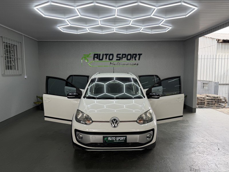 UP 1.0 TSI CROSS 12V FLEX 4P MANUAL - 2016 - CAXIAS DO SUL