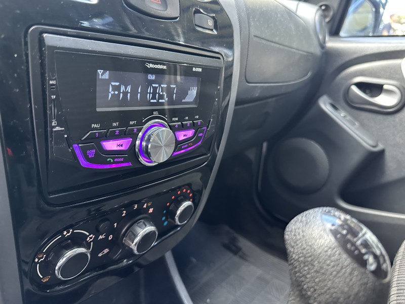 SANDERO 1.0 EXPRESSION 16V FLEX 4P MANUAL - 2014 - CAXIAS DO SUL