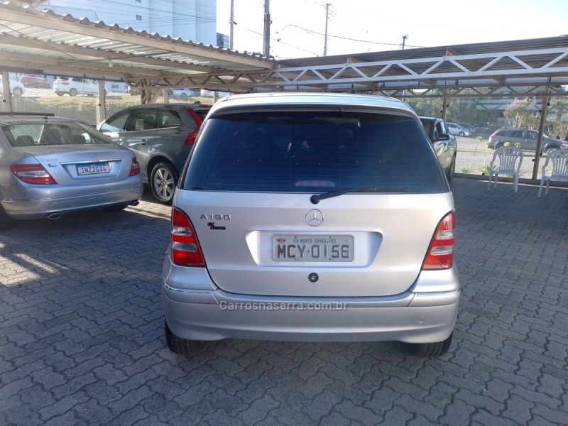 A 190 1.9 ELEGANCE 8V GASOLINA 4P AUTOMÁTICO - 2005 - BENTO GONçALVES