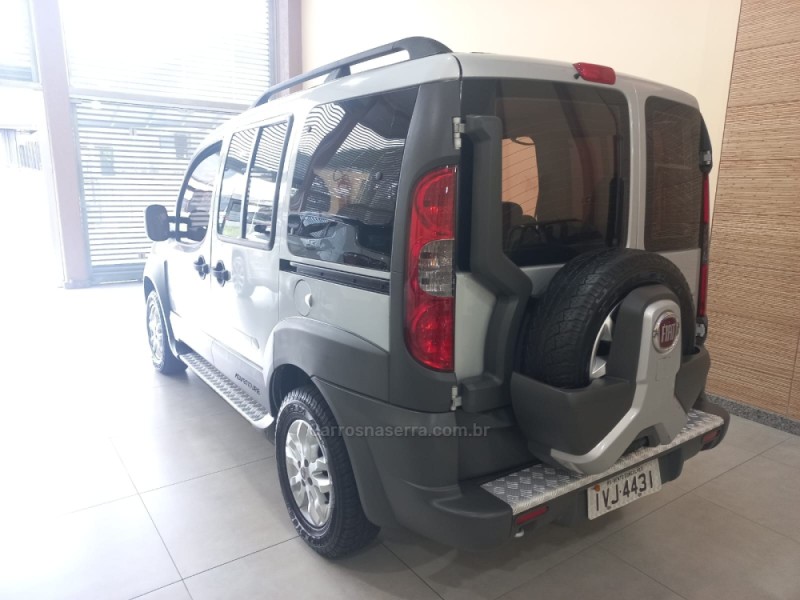 DOBLÓ 1.8 MPI ADVENTURE LOCKER 8V FLEX 4P MANUAL - 2014 - BENTO GONçALVES