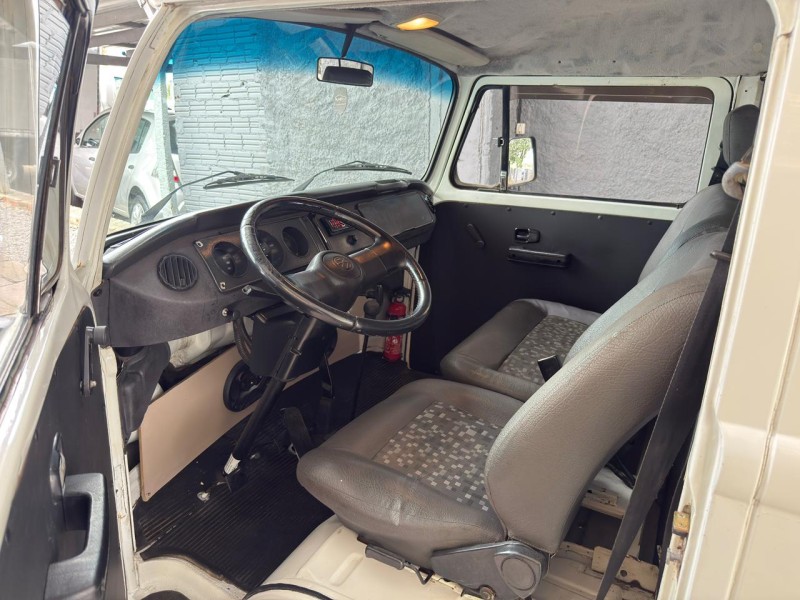 KOMBI 1.6 MI STD 8V GASOLINA 3P MANUAL - 2005 - FARROUPILHA