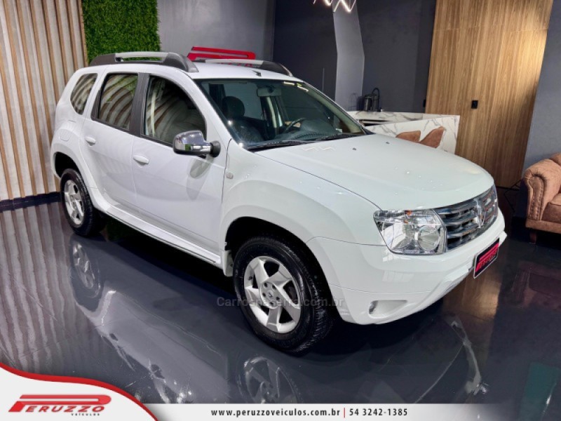 DUSTER 2.0 DYNAMIQUE 4X2 16V FLEX 4P AUTOMÁTICO - 2014 - NOVA PRATA