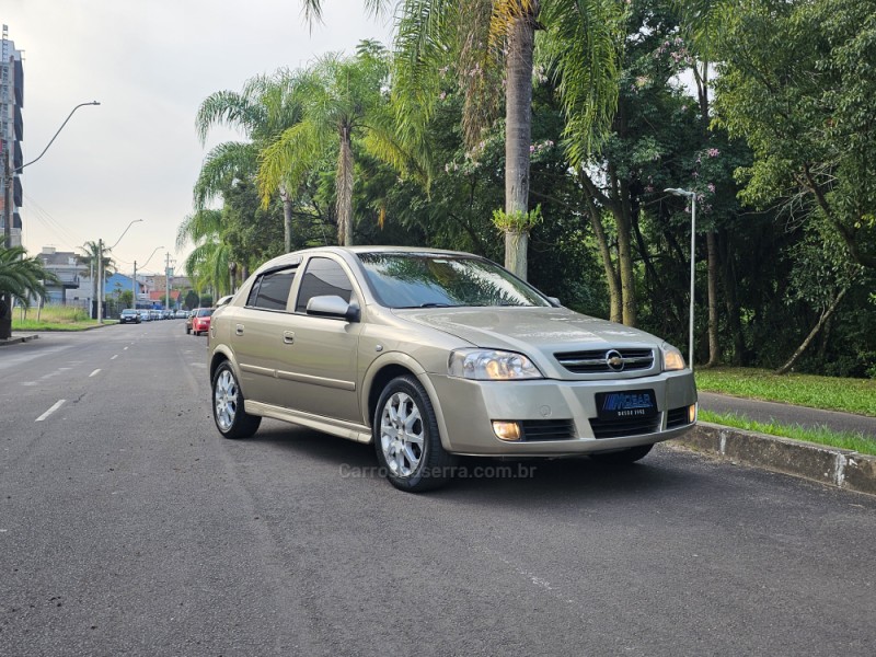 ASTRA 2.0 MPFI ADVANTAGE 8V FLEX 4P MANUAL - 2011 - CAMPO BOM