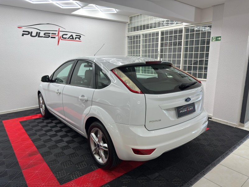 FOCUS 1.6 GLX 16V FLEX 4P MANUAL - 2012 - CAXIAS DO SUL