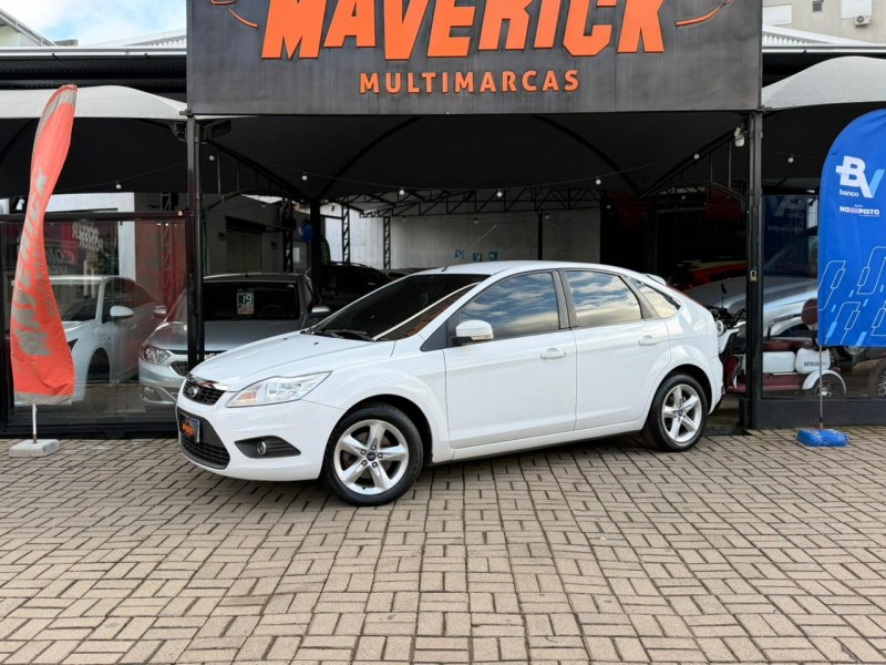 FOCUS 1.6 GLX 16V FLEX 4P MANUAL - 2012 - LAGOA VERMELHA