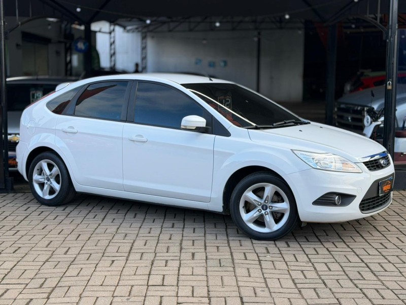 FOCUS 1.6 GLX 16V FLEX 4P MANUAL - 2012 - LAGOA VERMELHA