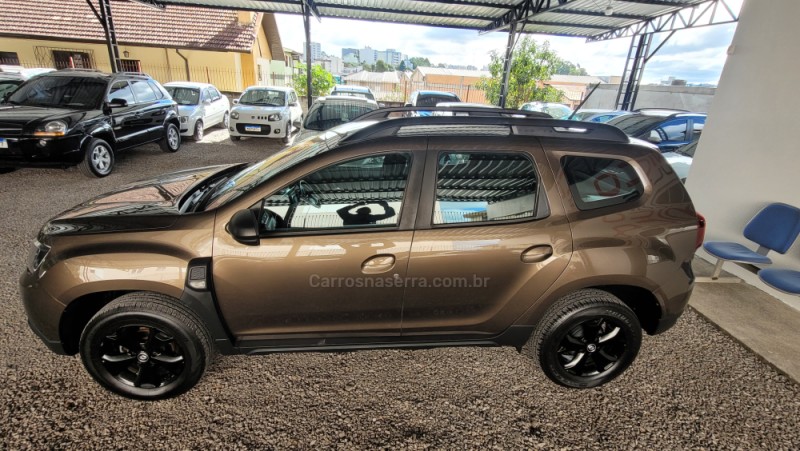 DUSTER 1.6 INTENSE 16V FLEX 4P AUTOMÁTICO - 2022 - CAXIAS DO SUL