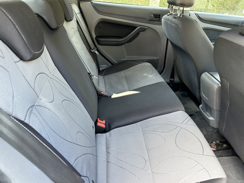 FOCUS 1.6 GL 8V FLEX 4P MANUAL - 2013 - CAXIAS DO SUL