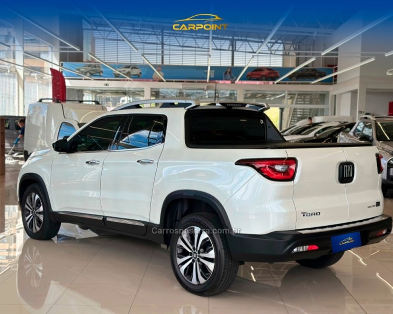TORO 2.0 16V TURBO DIESEL VOLCANO AT9 4X4 AUTOMÁTICO - 2025 - CAXIAS DO SUL