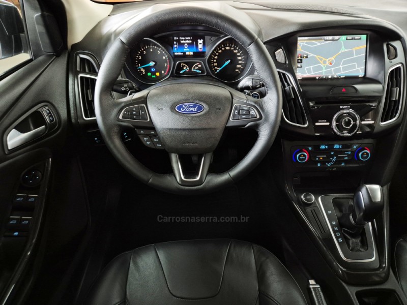 FOCUS 2.0 TITANIUM HATCH 16V FLEX 4P AUTOMÁTICO - 2016 - CAXIAS DO SUL