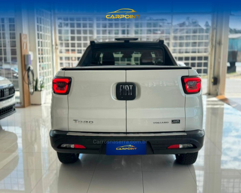 TORO 2.0 16V TURBO DIESEL VOLCANO AT9 4X4 AUTOMÁTICO - 2025 - CAXIAS DO SUL