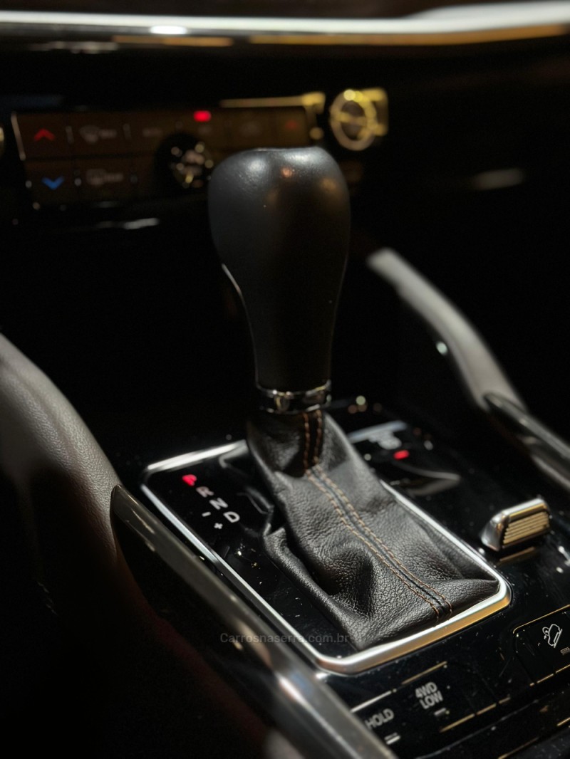 COMMANDER 2.0 OVERLAND T380 16V 4X4 TURBO DIESEL 4P AUTOMÁTICO - 2023 - LAJEADO