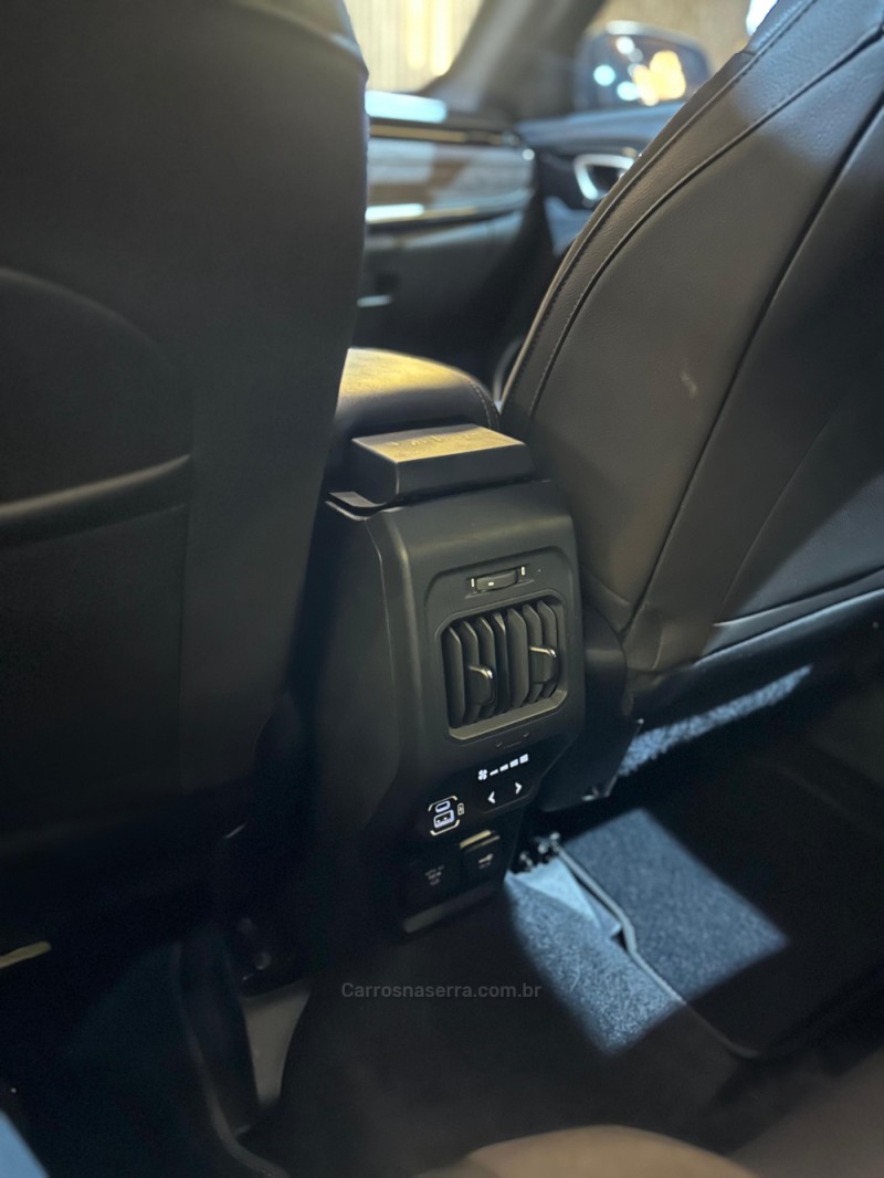 COMMANDER 2.0 OVERLAND T380 16V 4X4 TURBO DIESEL 4P AUTOMÁTICO - 2023 - LAJEADO