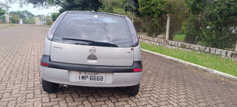 CORSA 1.0 MPFI MAXX 8V FLEX 4P MANUAL - 2005 - IVOTI