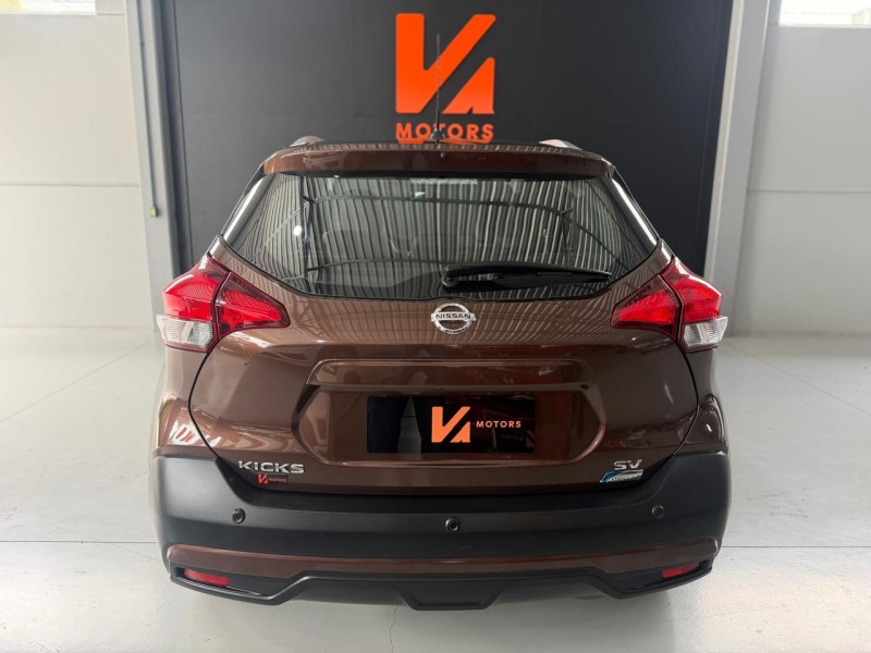 KICKS 1.6 16V FLEX SV 4P XTRONIC - 2018 - CARLOS BARBOSA