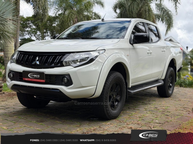 L200 TRITON 2.4 16V TURBO DIESEL SPORT GLS CD 4P 4X4 MANUAL - 2022 - CARLOS BARBOSA