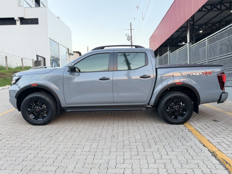 frontier 2.3 pro4x 4x4 cd bi turbo diesel 4p automatico 2024 feliz