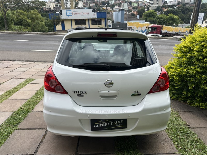 TIIDA 1.8 SL 16V GASOLINA 4P AUTOMÁTICO - 2013 - CAXIAS DO SUL