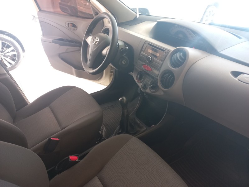 ETIOS 1.3 XS 16V FLEX 4P MANUAL - 2013 - BENTO GONçALVES