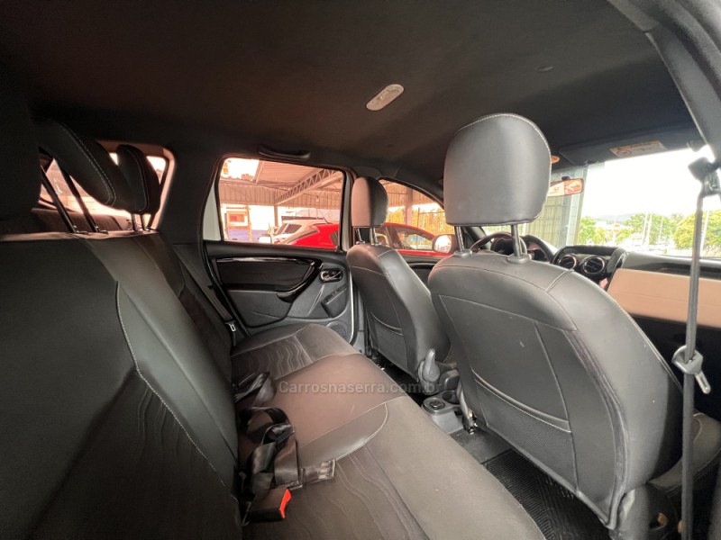 DUSTER 1.6 DAKAR 4X2 16V FLEX 4P MANUAL - 2018 - BOM PRINCíPIO