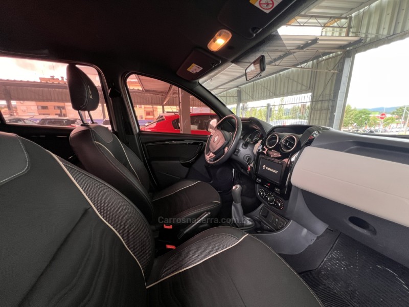 DUSTER 1.6 DAKAR 4X2 16V FLEX 4P MANUAL - 2018 - BOM PRINCíPIO